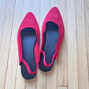 Red Pointed Toe flats